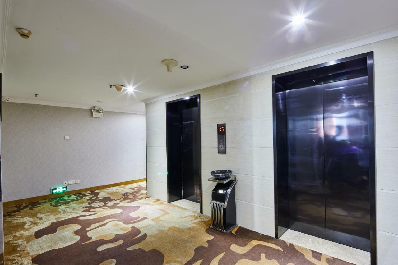Insail Hotels  Kanton Exterior foto