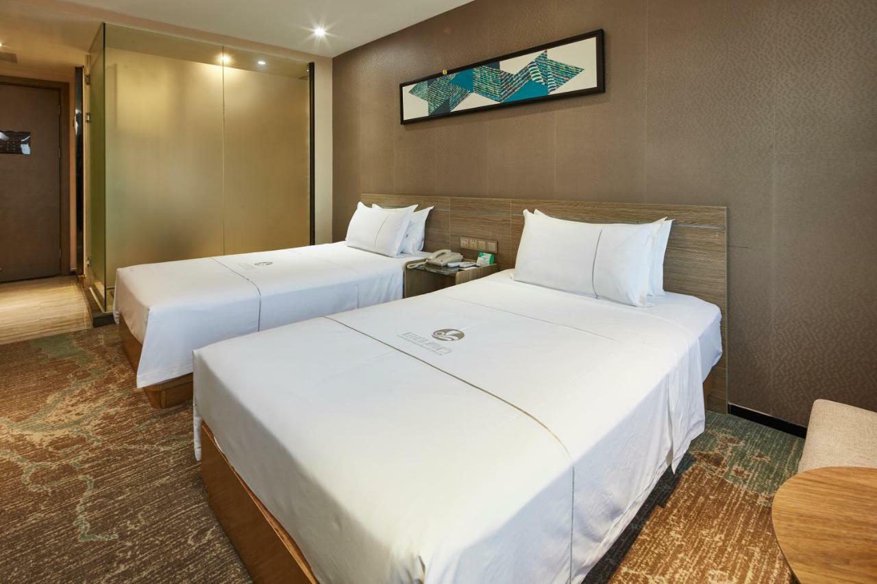 Insail Hotels  Kanton Exterior foto