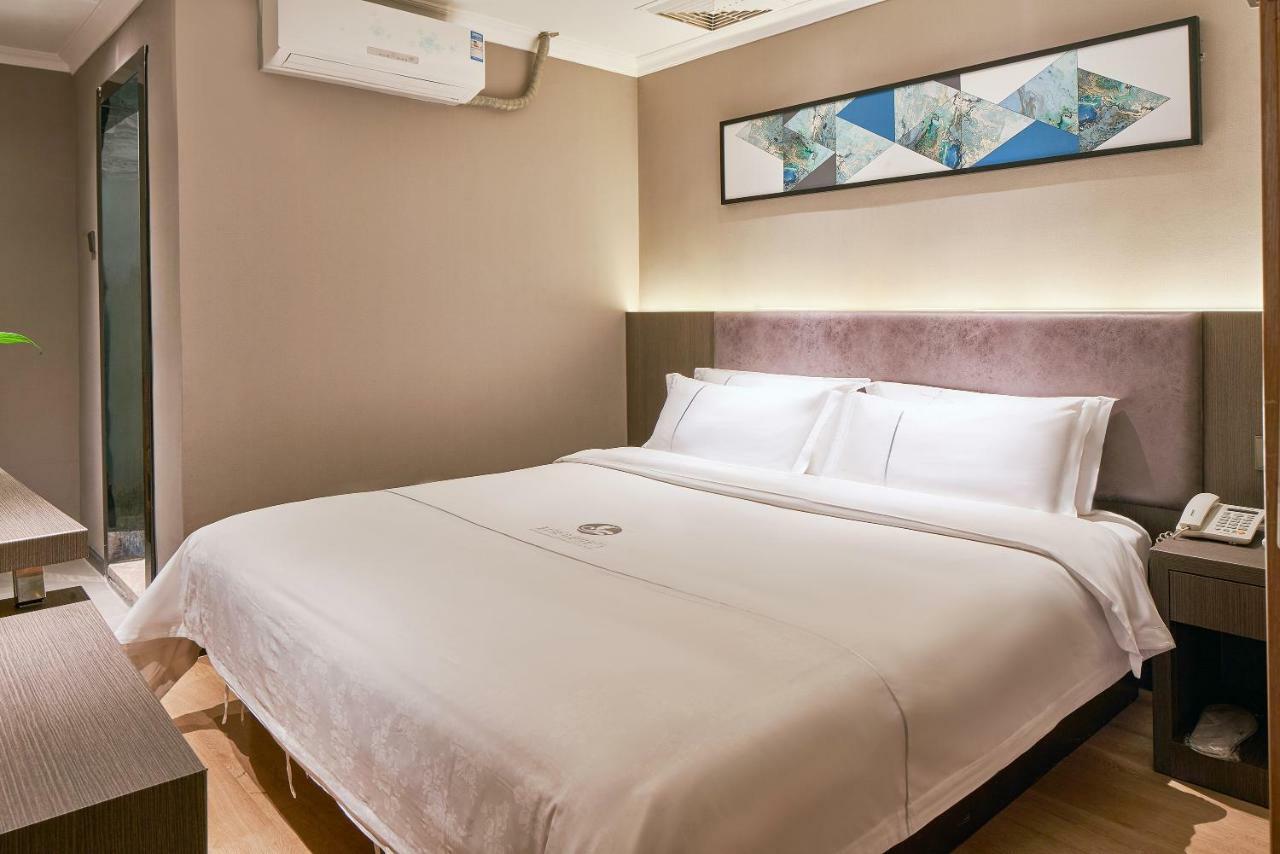 Insail Hotels  Kanton Exterior foto